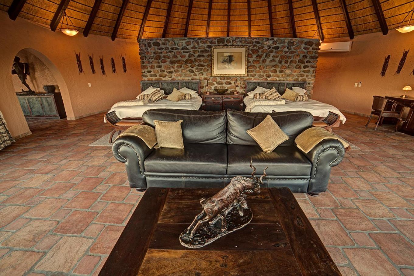 Mount Etjo Safari Lodge Kalkfeld Extérieur photo