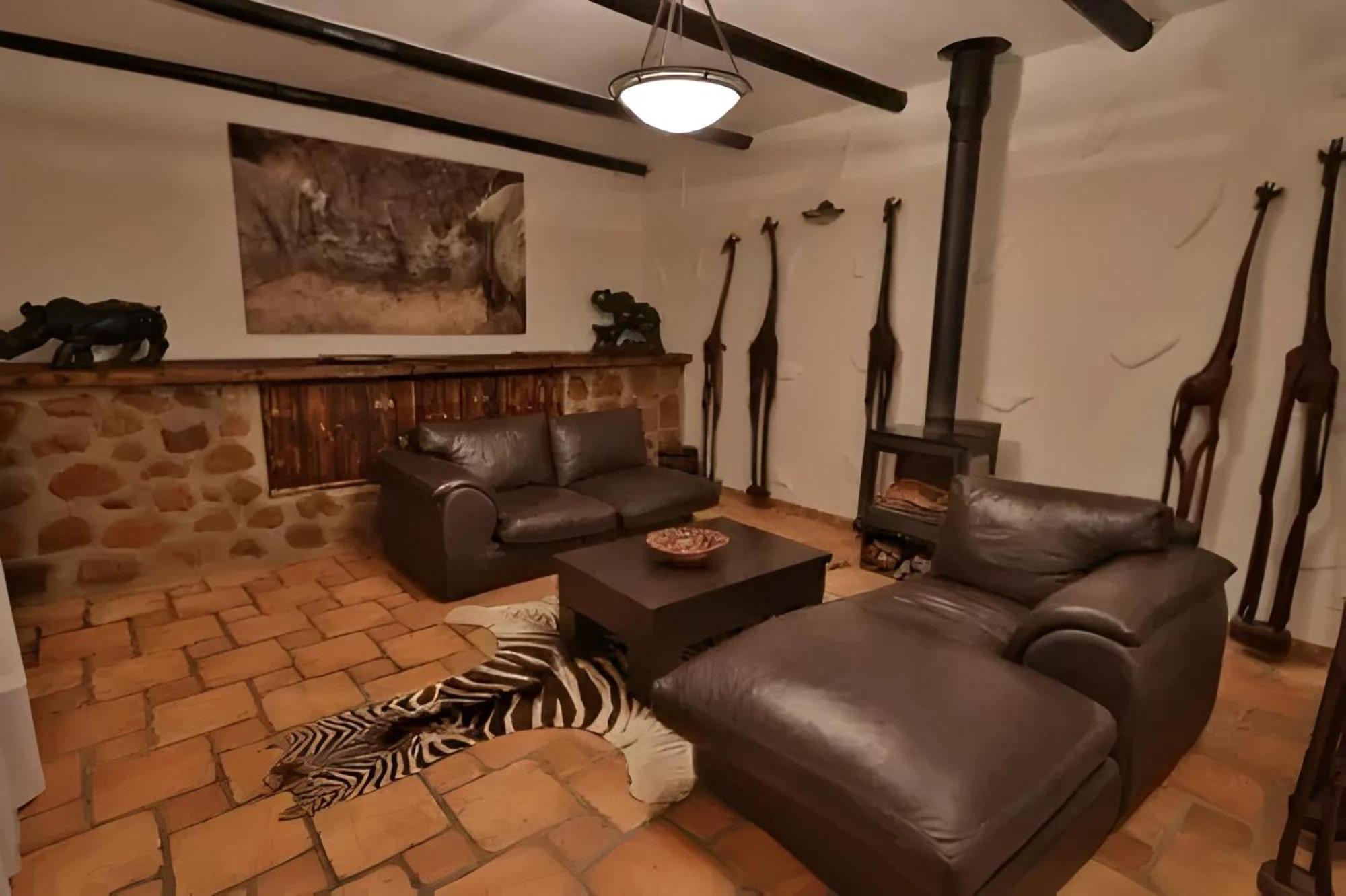 Mount Etjo Safari Lodge Kalkfeld Extérieur photo